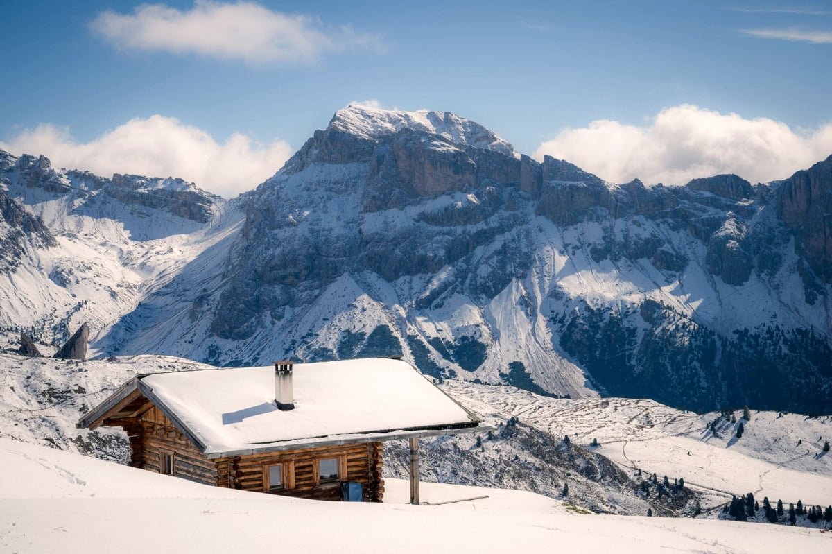 Seceda sneeuw oktober herfstkleuren Dolomieten