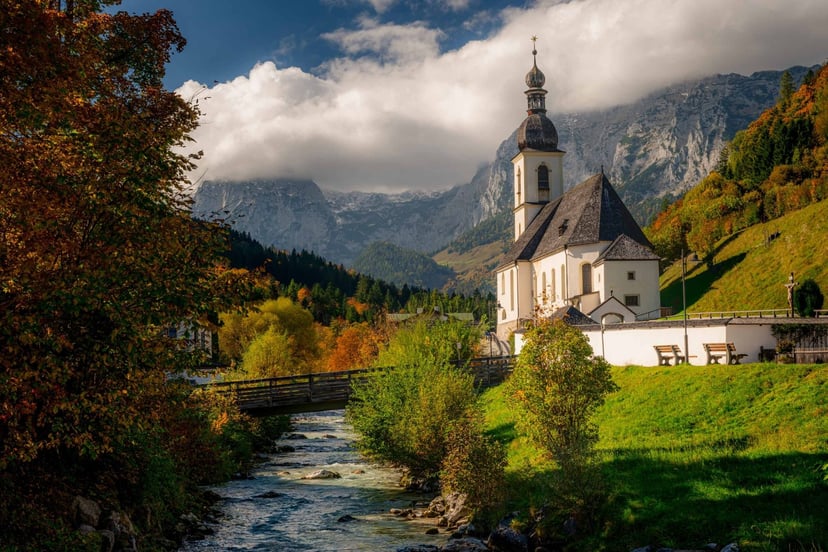 Ramsau St Sebastian kerk Watzmann herfst