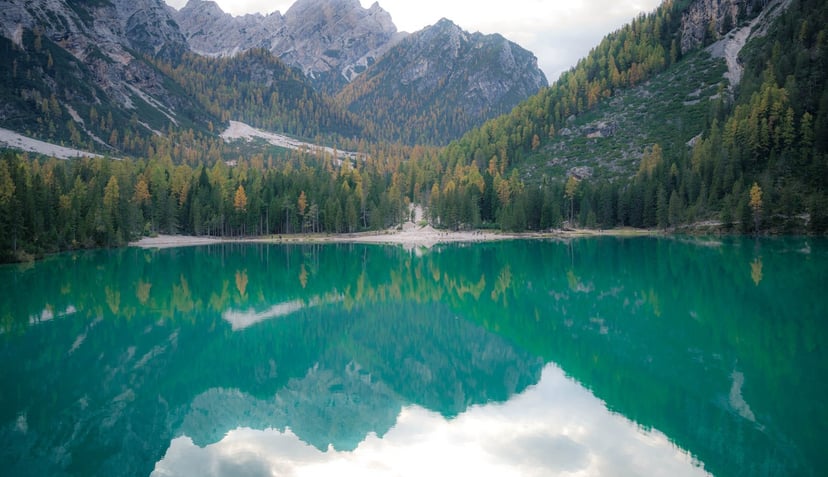 Pragser Wildsee boothut iconisch beeld