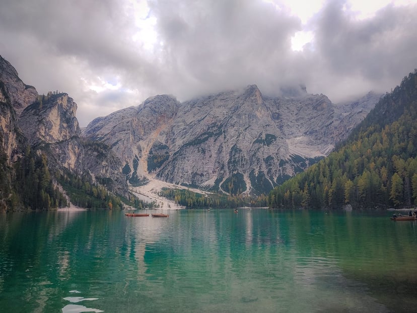 Val di Braies uitzicht bergen